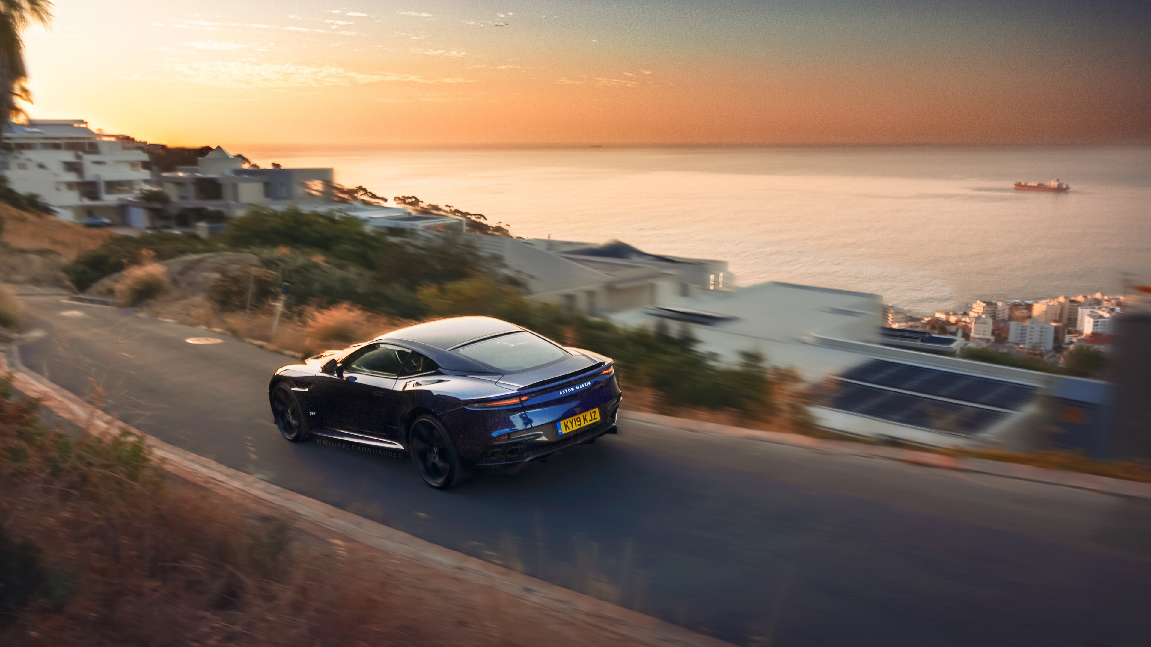 开云真人体育娱乐-_海浪之舞:冲浪运动的极致演绎_,冲浪bgm